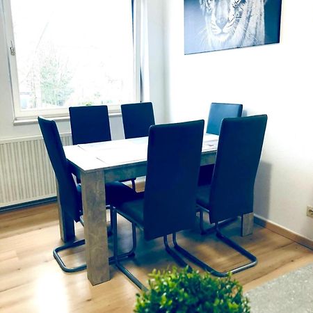 Wohnung Mit Neuem Bad Und Kueche Gelsenkirchen Exteriör bild