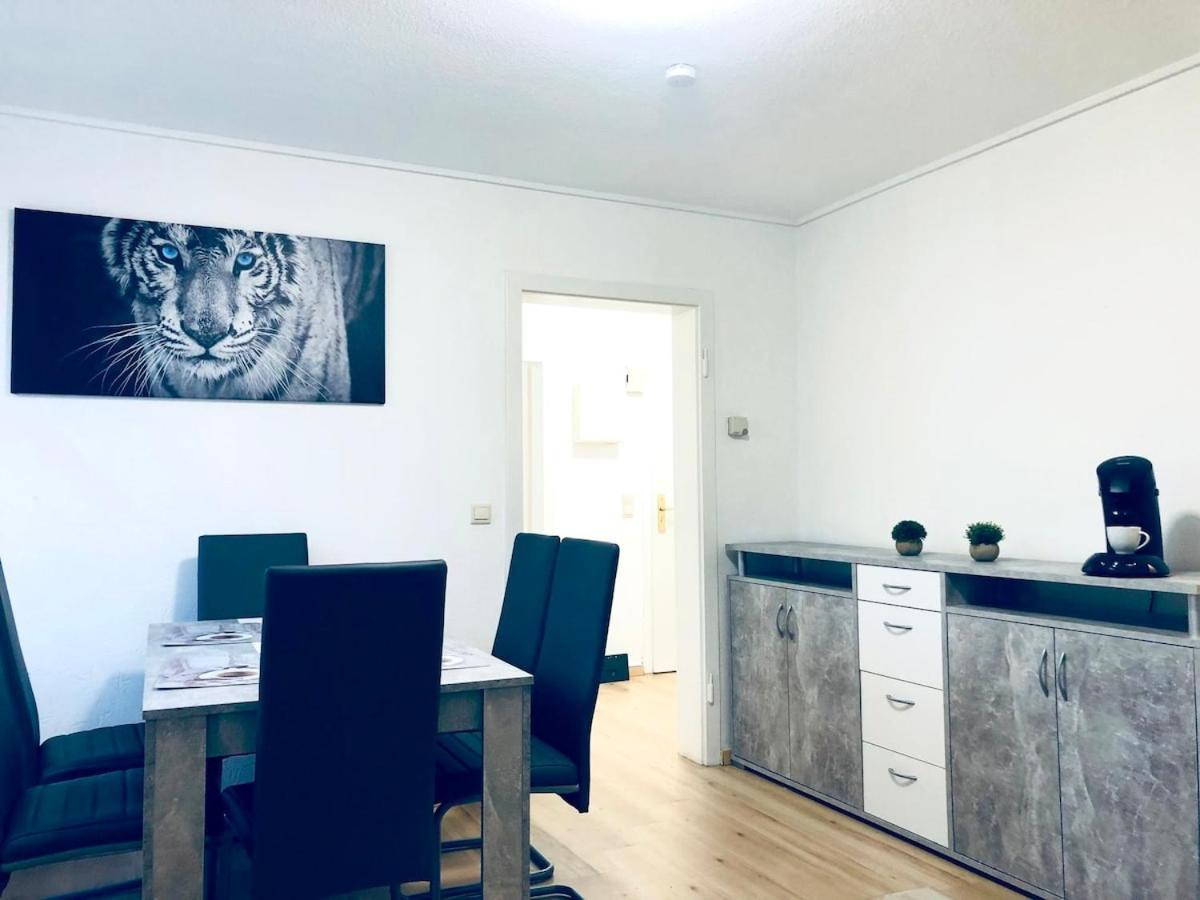Wohnung Mit Neuem Bad Und Kueche Gelsenkirchen Exteriör bild